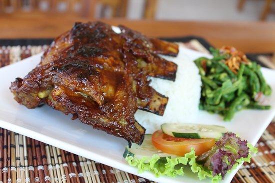 Toya Gangga Bar and Resto